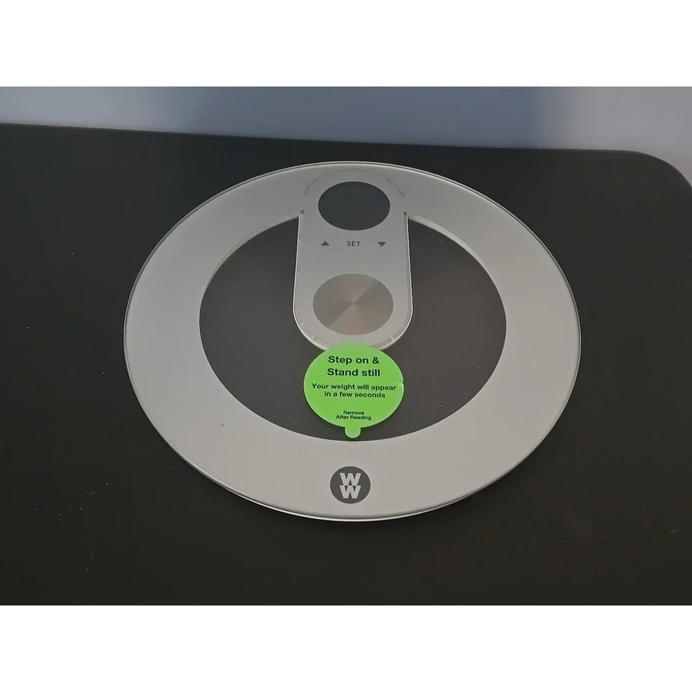Weight Watchers Digital Glass Scale Weight Tracker b Conair WW206X 400lb Max